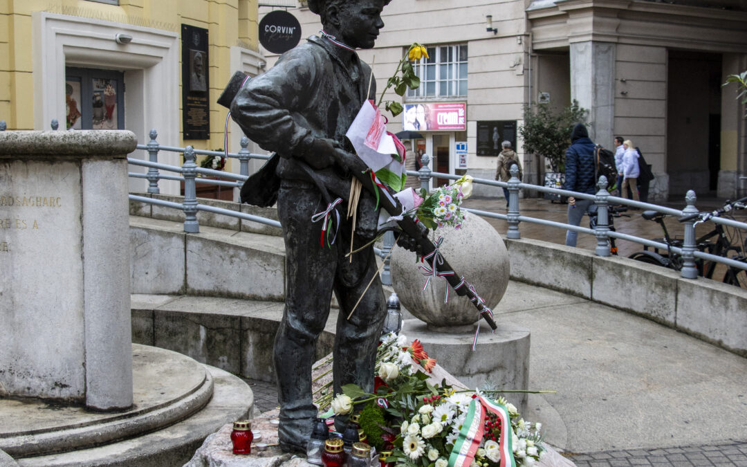Corvin közben – az 1956-os szabadságharcosokra emlékeztünk!